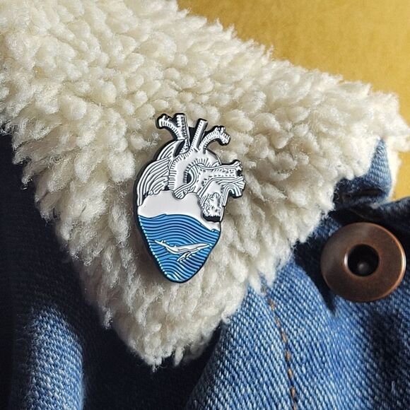 Humpback Whale In The Ocean of My Heart Enamel Pin - Picture 1 of 8